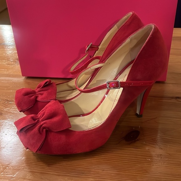 Kate Spade ♠️ Darla dress heels size 7 M red suede new in box made in Italy - Picture 3 of 14